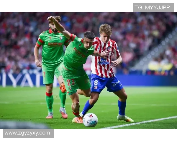 足球星战力全解析 揭示全球顶级球员的竞技实力与潜力