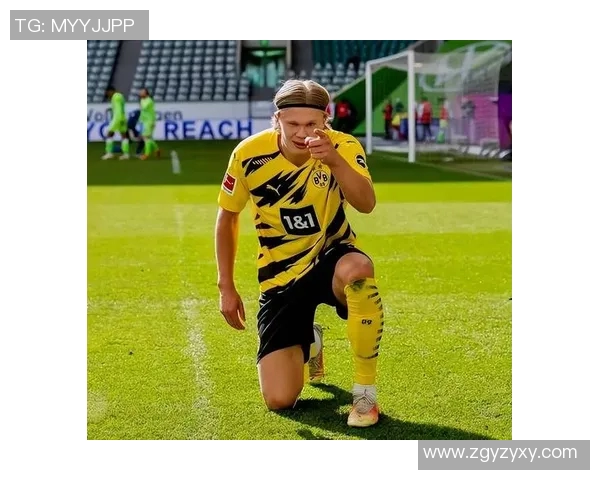 8月30日出生的足球传奇球员及其精彩人生与职业生涯回顾